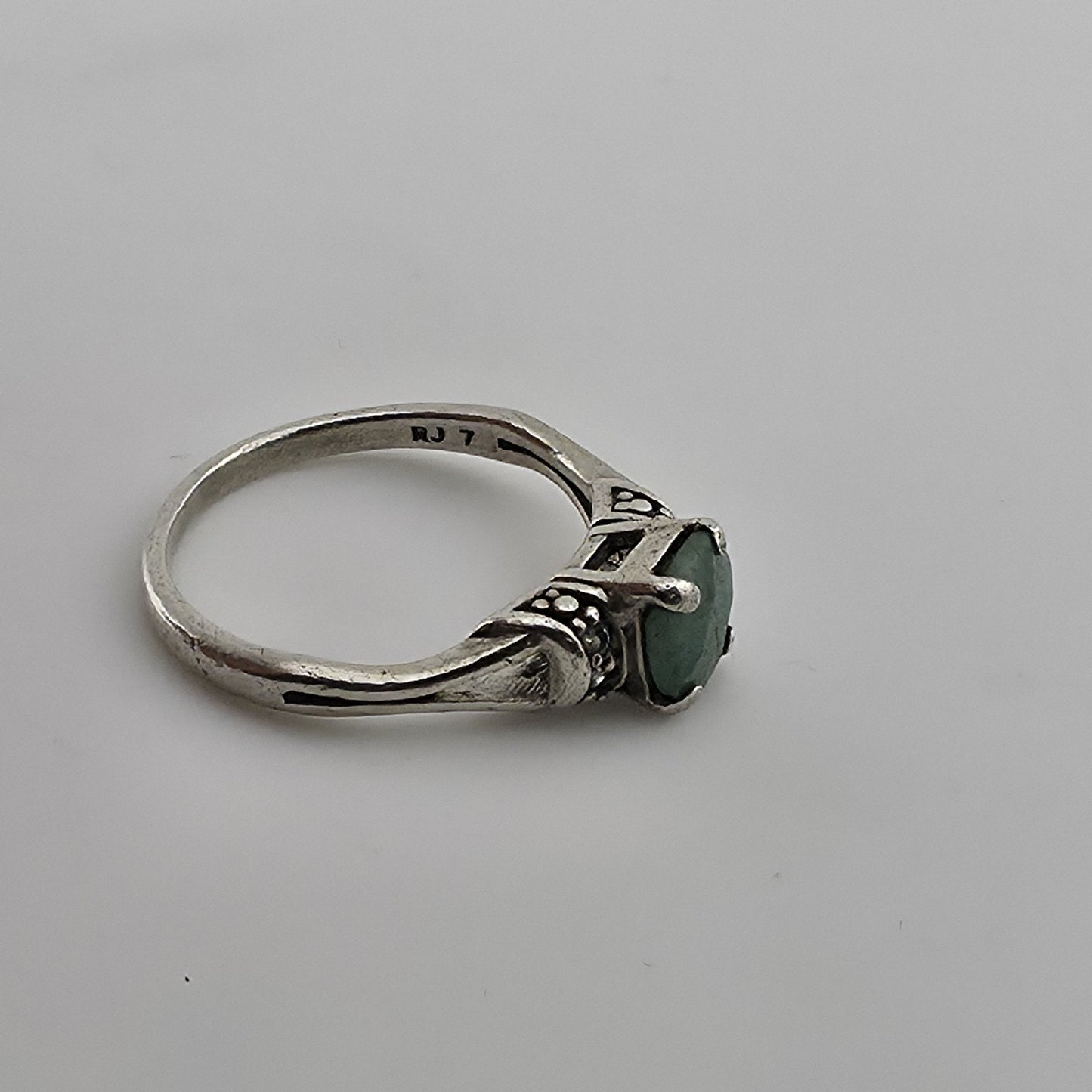 Sterling Silver Ring Green Stone 925 Size 6.5