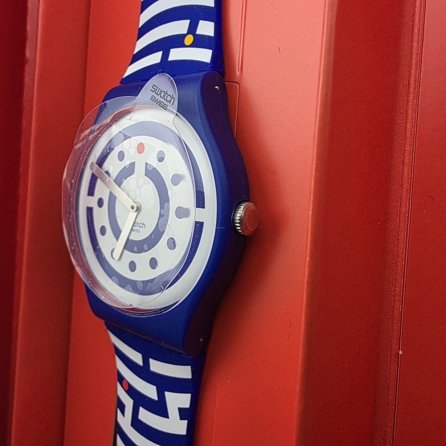 New Swiss Swatch Limited New GEnt SwatchClub Watch Follow The Dots SUOZ279 41MM