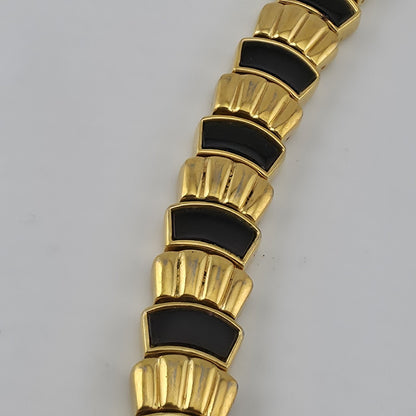 Main Line Time Quartz Watch Gold Tone Black Bracelet Tested Working 7"