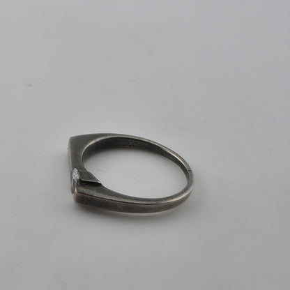 Sterling Silver CZ Ring 7.75 925 Modernist Solitaire Unique Horizontal Jewelry