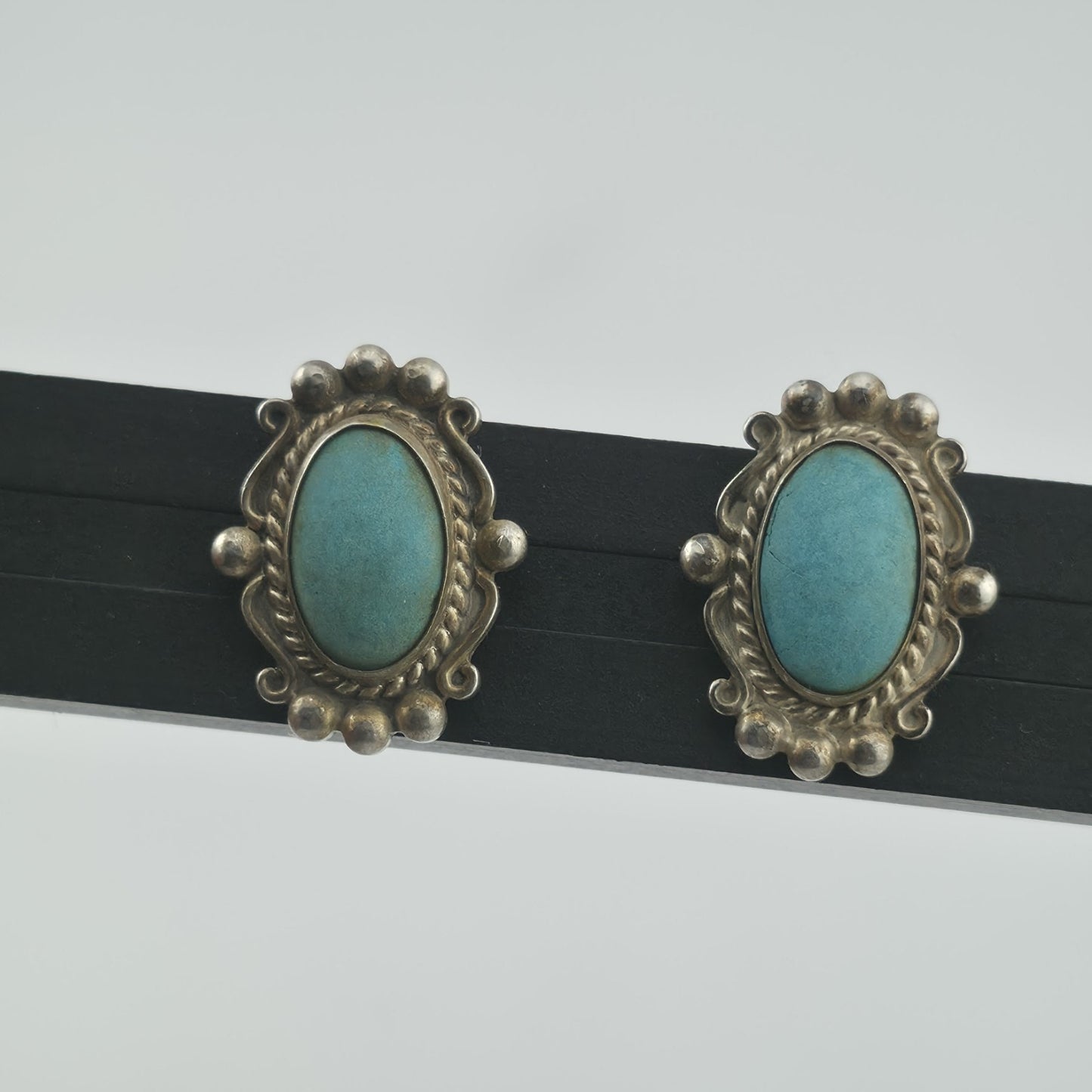 Vintage Turquoise Sterling Silver Screw Back Earrings Southwestern Style
