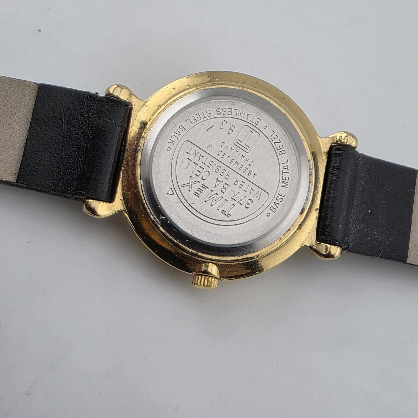 Vintage Timex Quartz Women's Gold Tone Dress Watch Black Strap Runs 6.75 Wrist