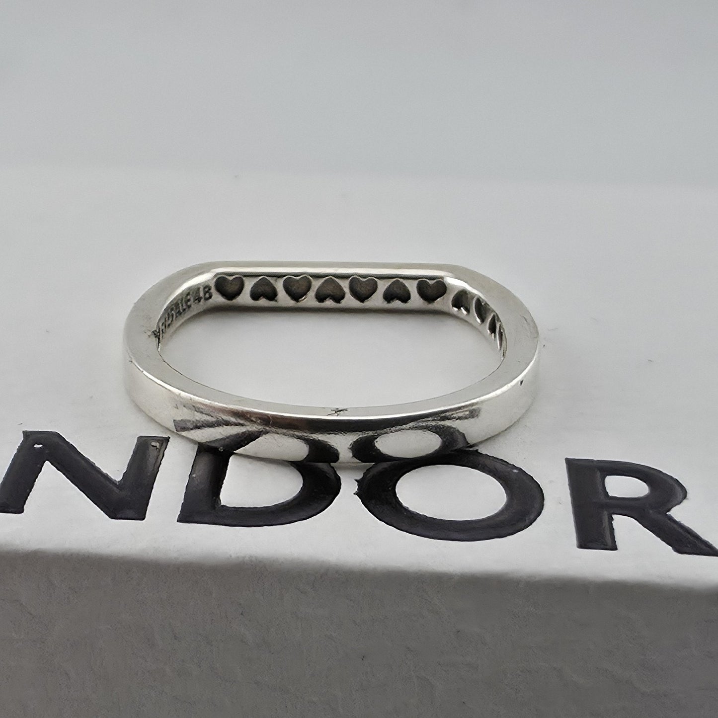 Pandora sterling silver logo bar stacking ring with a geometric design New 925