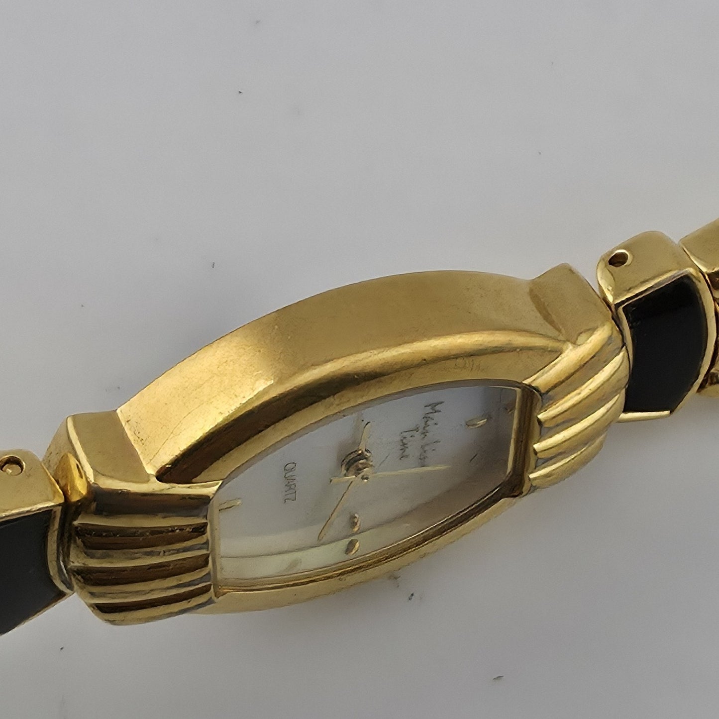 Main Line Time Quartz Watch Gold Tone Black Bracelet Tested Working 7"