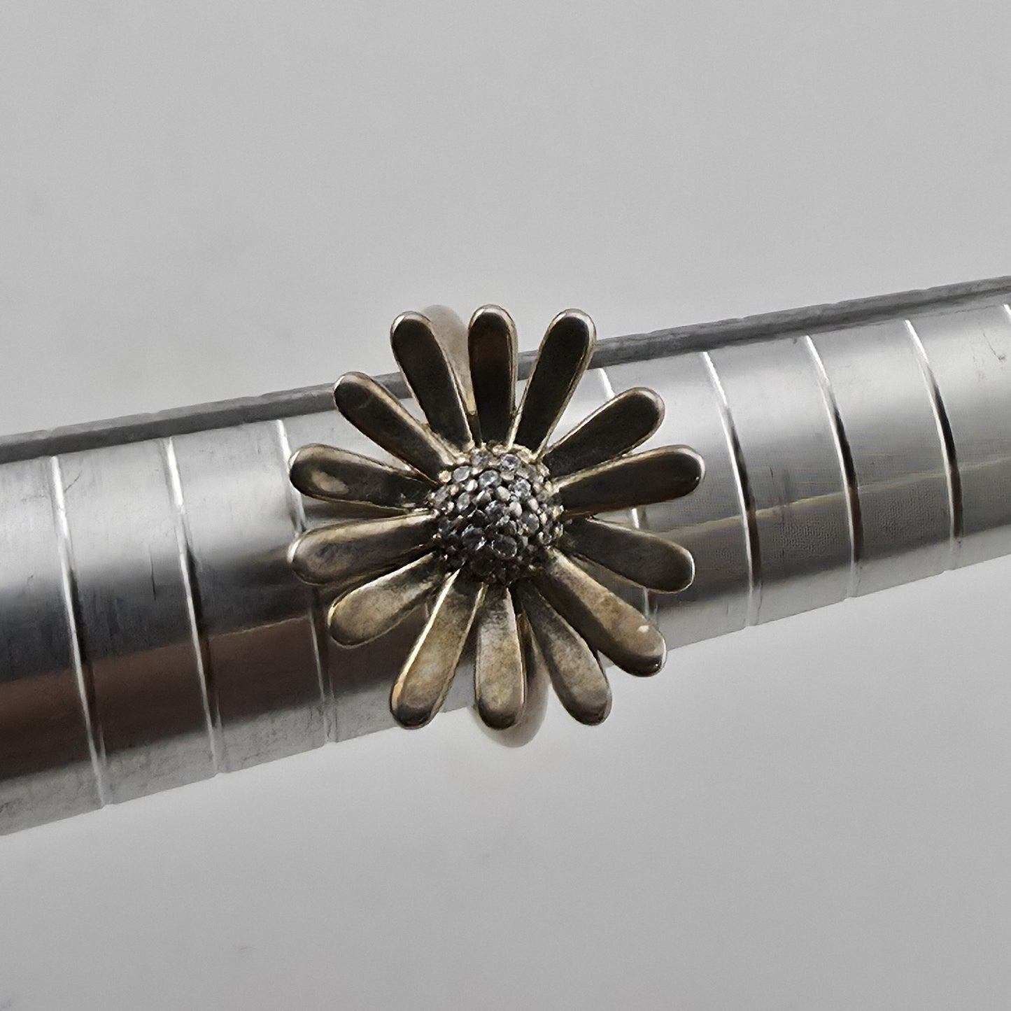 Pandora Sterling Silver Daisy Flower Ring Retired Size 4.75 New 925