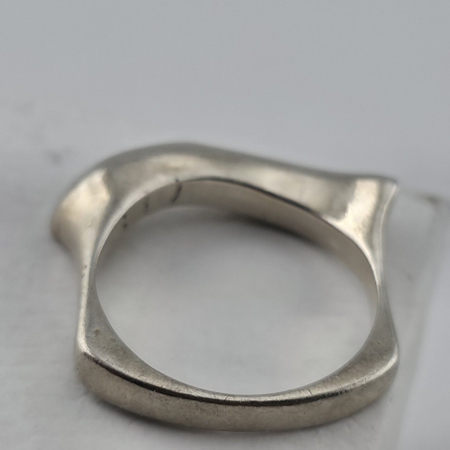 Vintage Modernist MCM Abstract Sterling Silver Ring Size 7 Unique Sculptural Ban