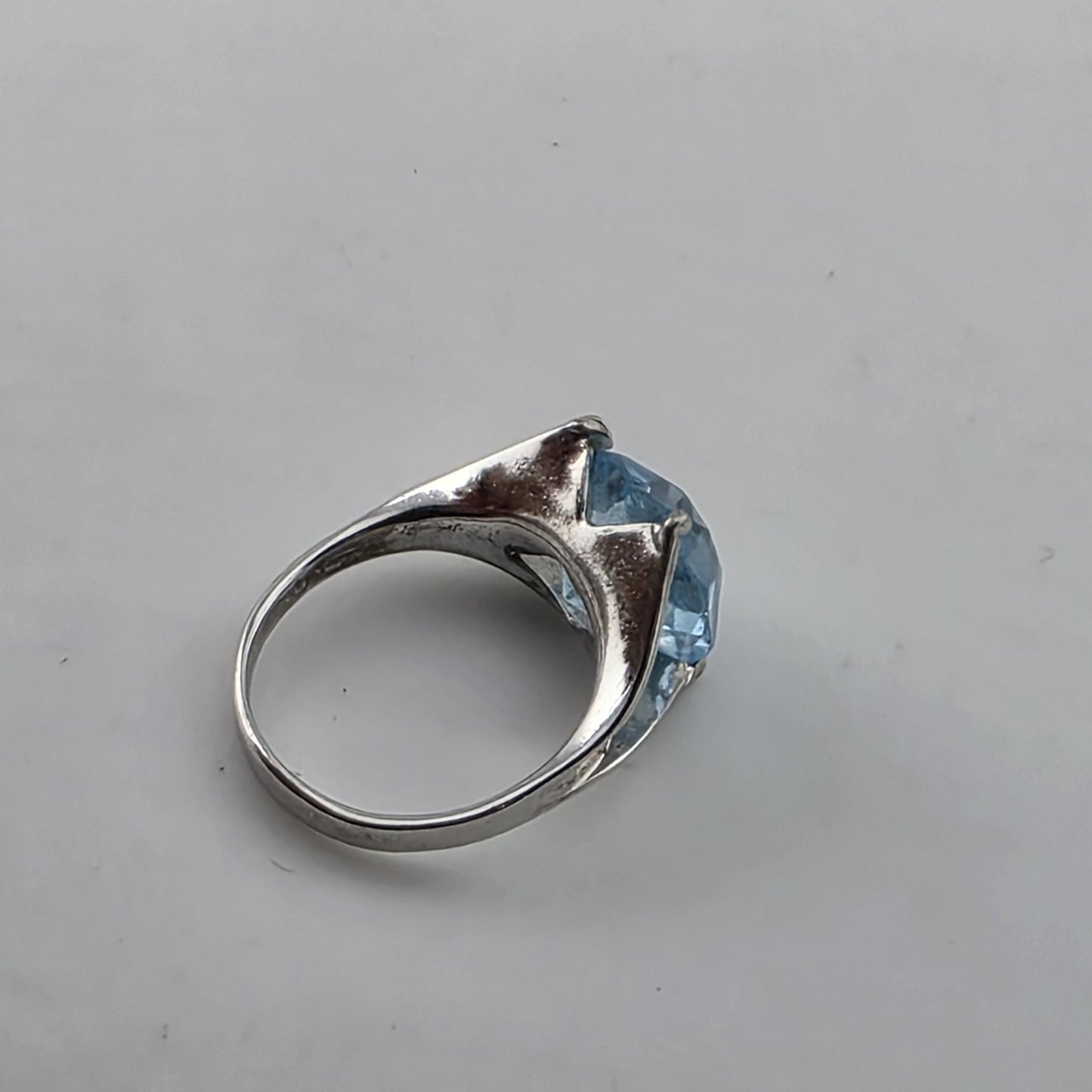 Silver Tone Ring Large Blue Stone Statement Size 5 Fashion Jewelry