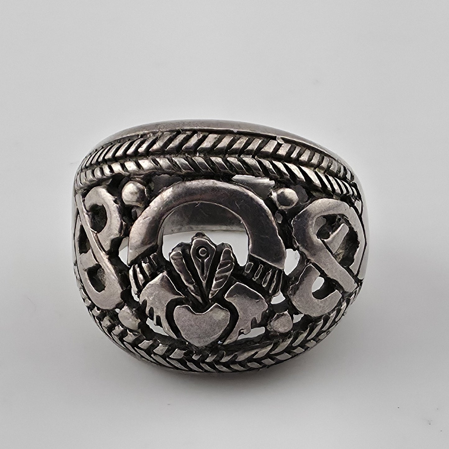 925 Sterling Silver Claddagh Dome Ring Celtic Heart Crown Hands Vintage Size 8