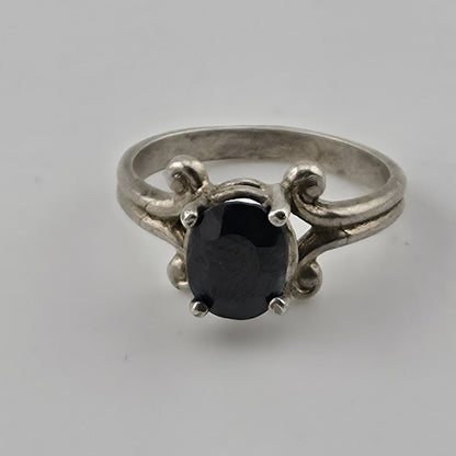 Vintage Sterling Silver Black Onyx Ring Size 5 Oval Cabochon Scroll 925 Jewelry