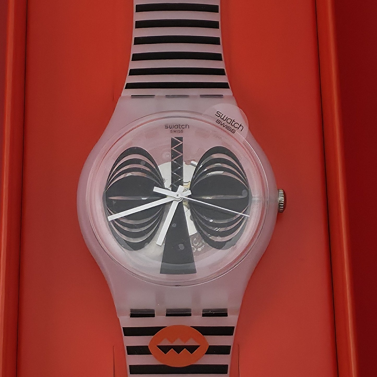NEW Swatch MASKARA Skeleton Clear Dial Silicone Stripes Watch SUOW122