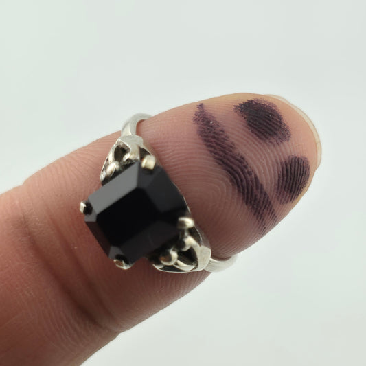 Vintage Sterling Silver Ring SARAH COVENTRY Emerald-Cut Garnet Solitaire 7.75