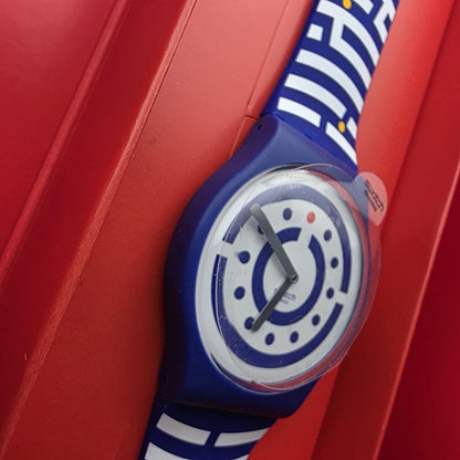 New Swiss Swatch Limited New GEnt SwatchClub Watch Follow The Dots SUOZ279 41MM