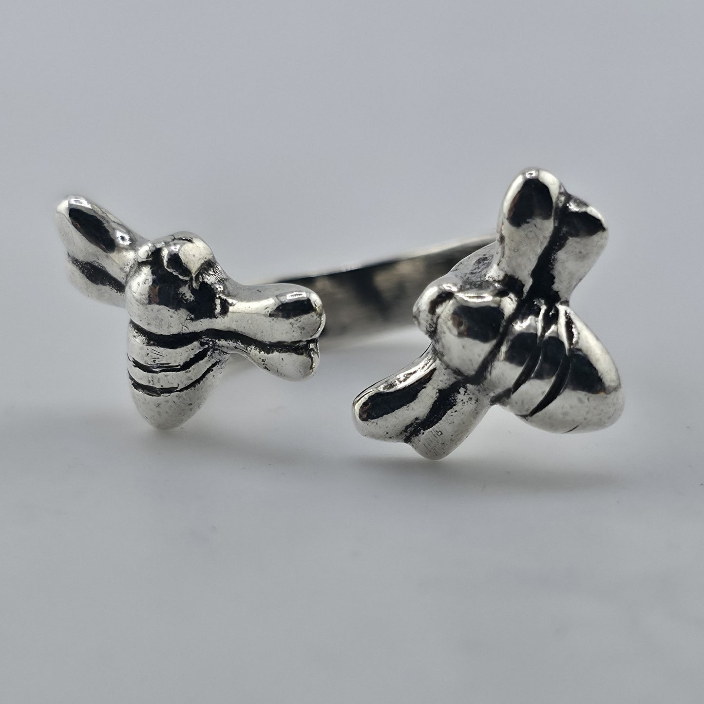 UNOde50 BZZ A BZZ Bee Ring Silver Plated Size 6 Adjustable Spain Handmade