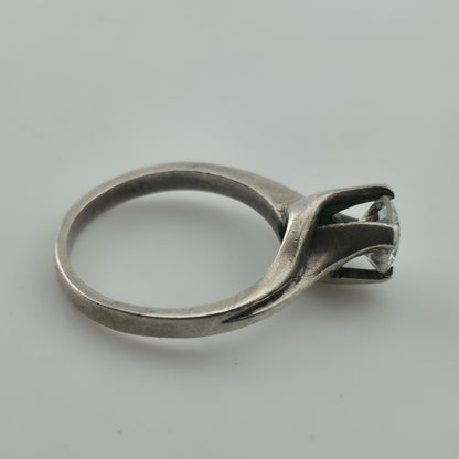 Sterling Silver Solitaire Ring CZ Stone Modernist Design Size 6.5 Vintage
