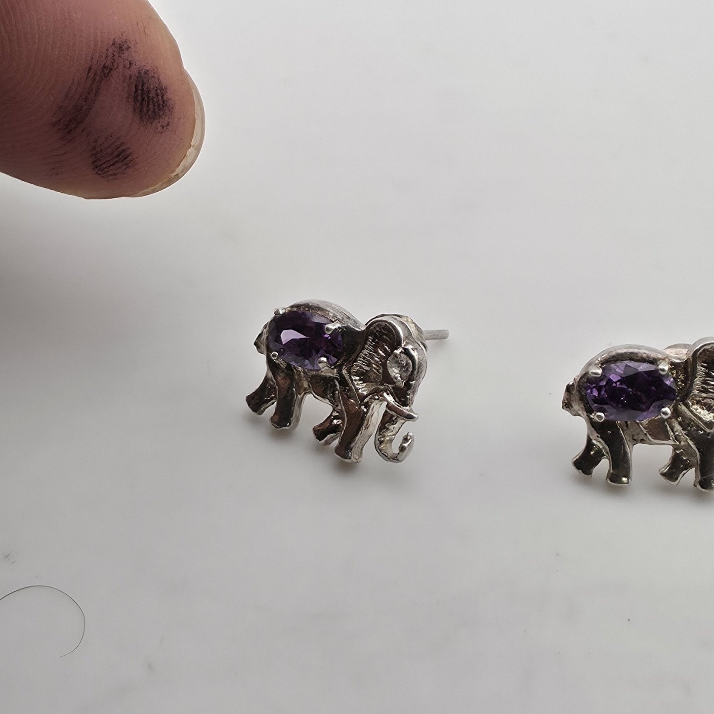 Vintage 925 Sterling Silver Elephant Stud Earrings Amethyst Purple Animal Jewelr