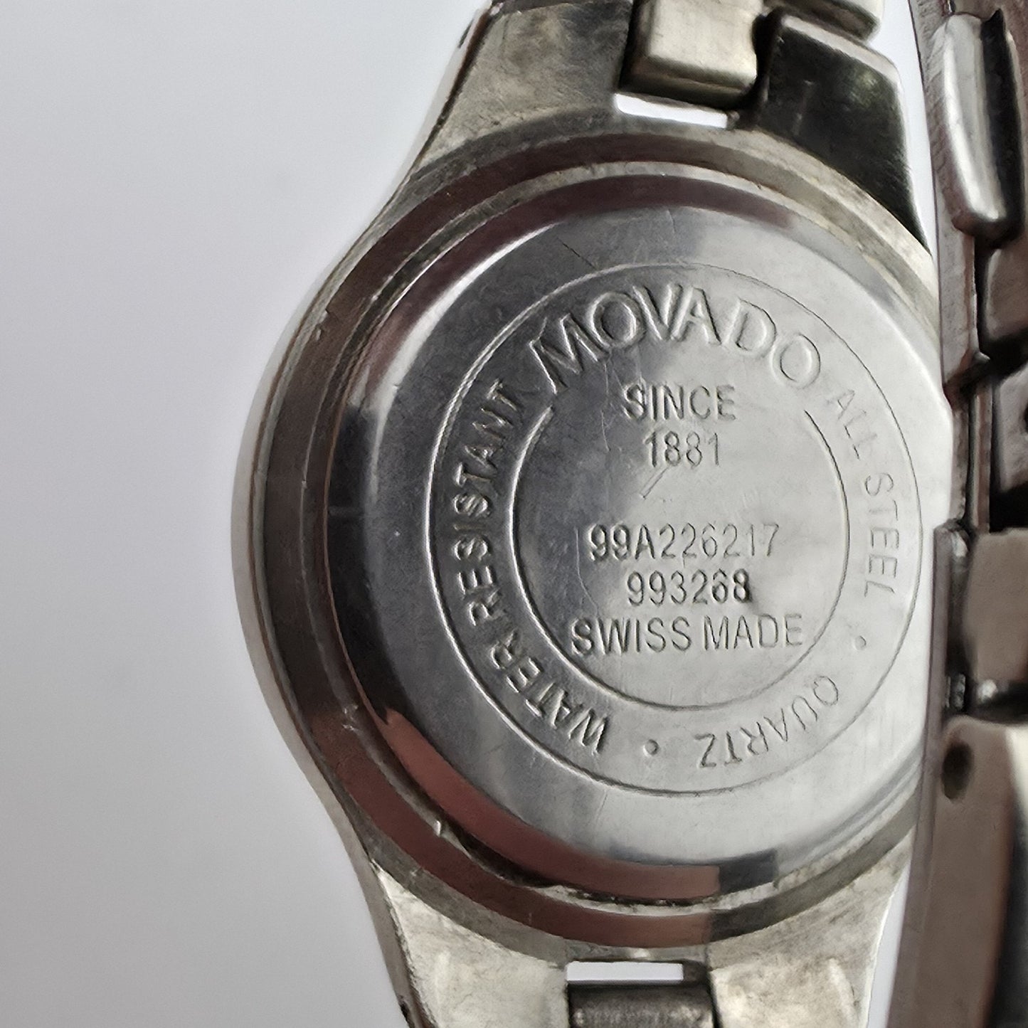 Movado Women’s Swiss Quartz Watch Blue MOP Dial Rhinestone Bezel New Battery
