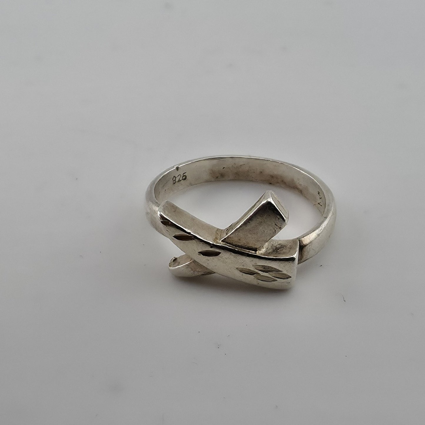 Sterling Silver Abstract Criss Cross Ring Size 6.5 Modern Geometric 925 Artisan