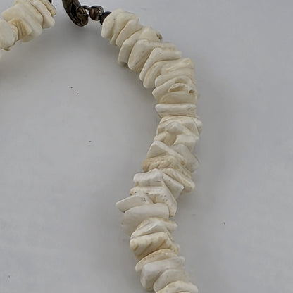 Vintage Puka Shell Vintage Shell Chip Necklace 18” White Beach Boho Surf Choker