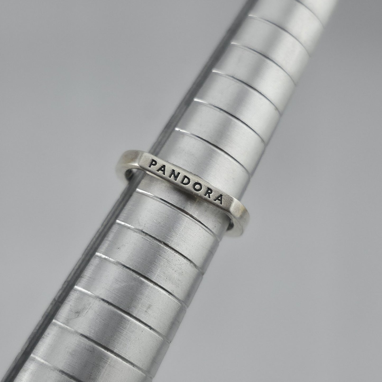Pandora sterling silver logo bar stacking ring with a geometric design New 925