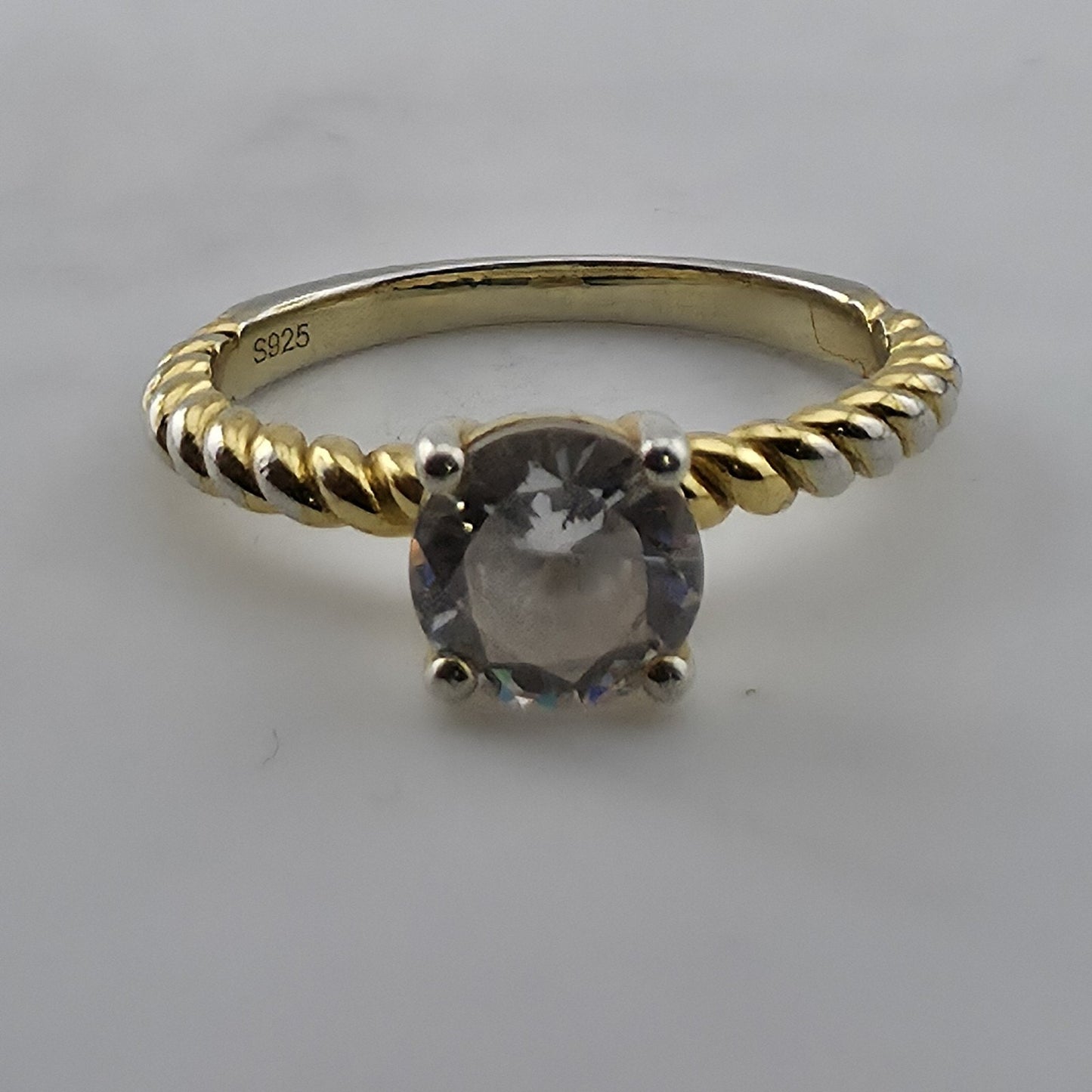 CUTE RING