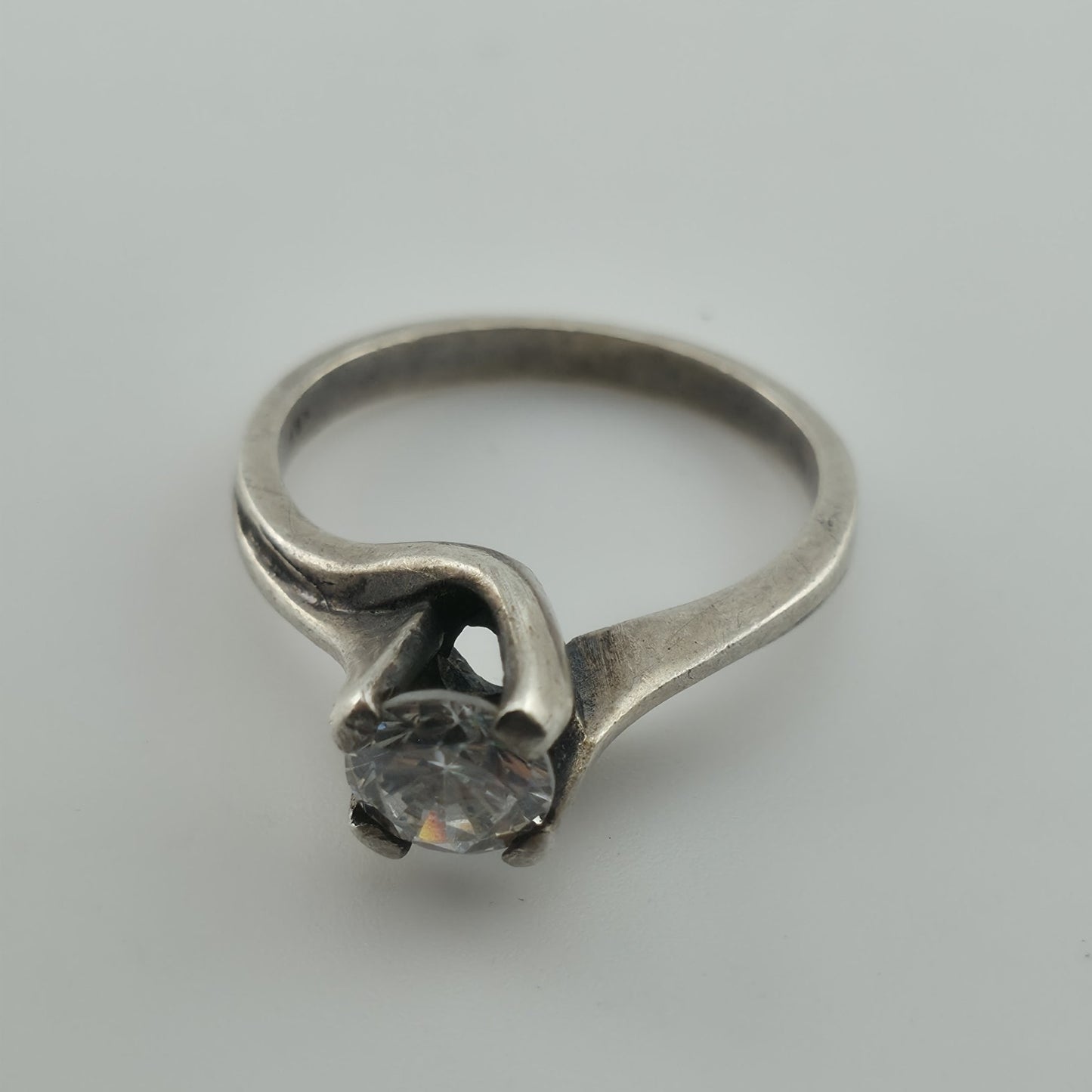 Sterling Silver Solitaire Ring CZ Stone Modernist Design Size 6.5 Vintage
