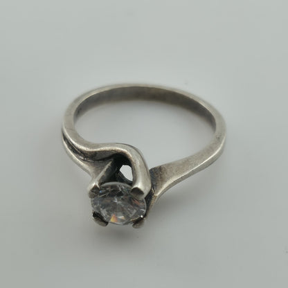 Sterling Silver Solitaire Ring CZ Stone Modernist Design Size 6.5 Vintage