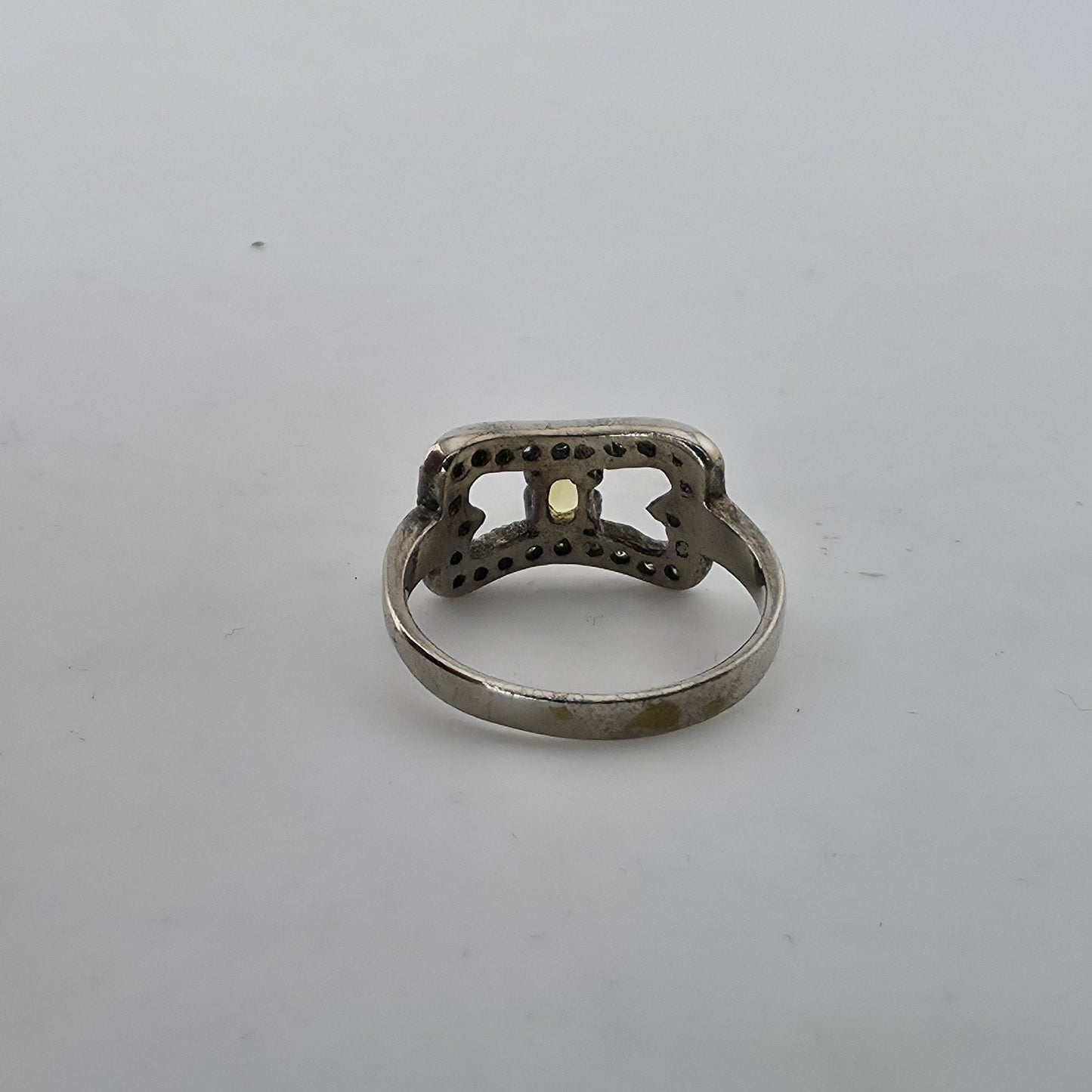 925 Sterling Silver Yellow Stone Open Bow Ring Vintage Gothic Size 6 Jewelry