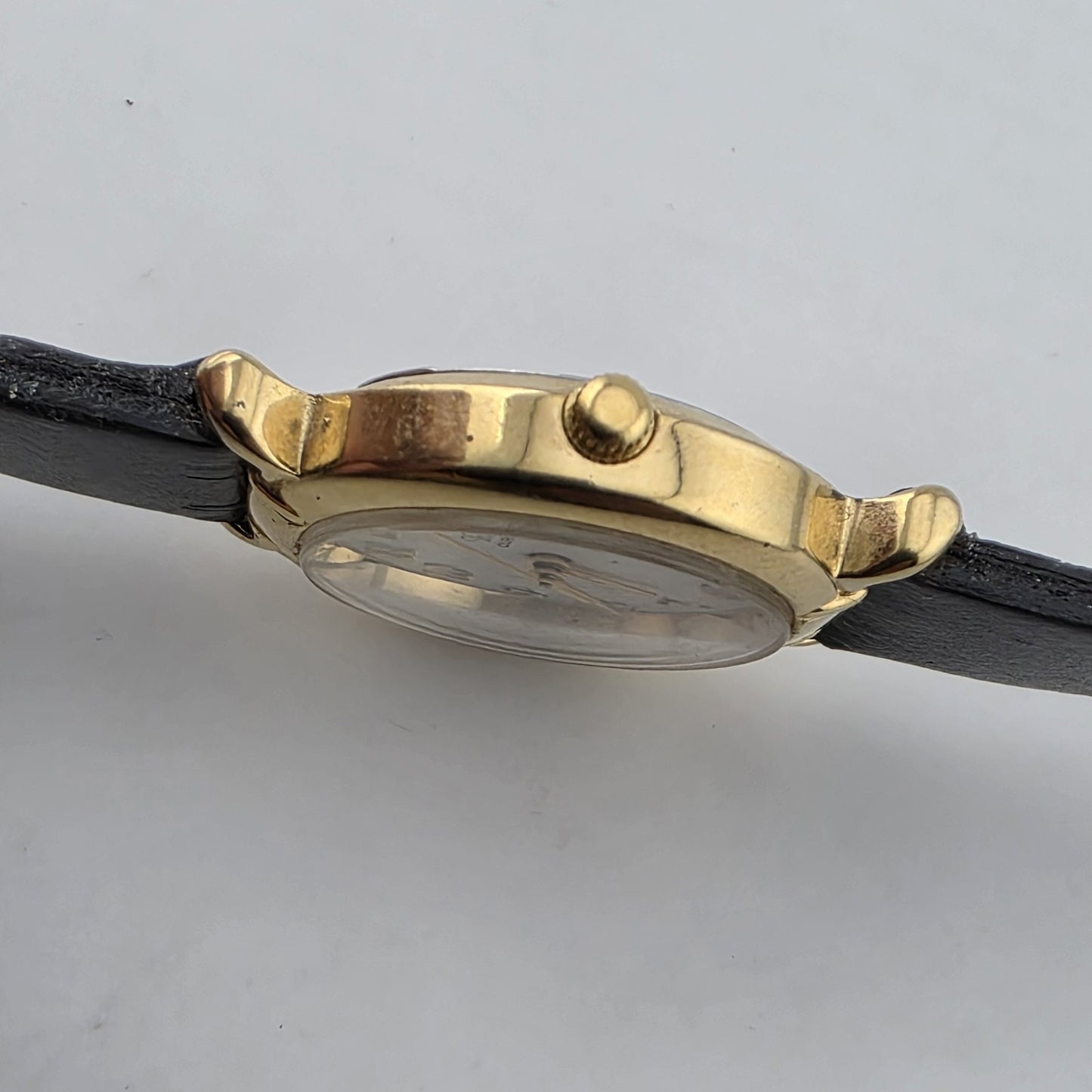 Vintage Timex Quartz Women's Gold Tone Dress Watch Black Strap Runs 6.75 Wrist