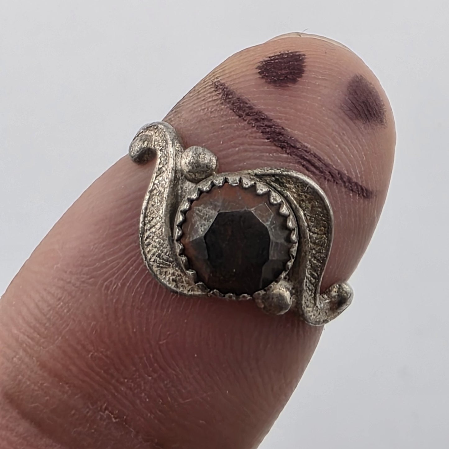 Vintage Bell Trading Post Sterling Silver Black Stone Ring Size 5.5 Mid Century