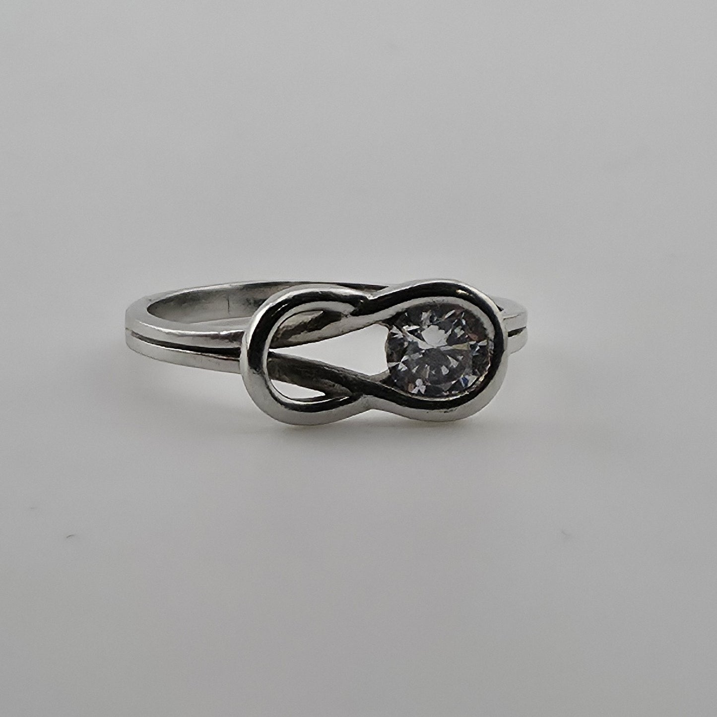 Infinity Knot Ring 925 Sterling Silver CZ Solitaire Size 6.5 Minimalist Jewelry