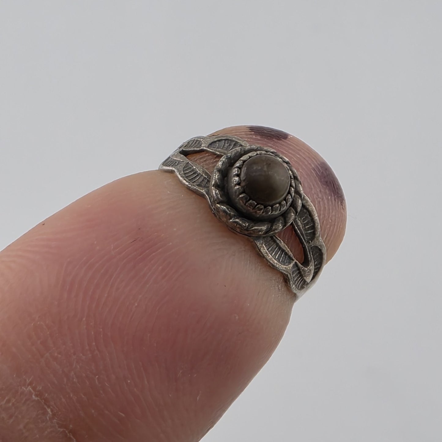 Vintage Native American Sterling Silver Witch Stone Ring Size 2.5 Petite Pendant