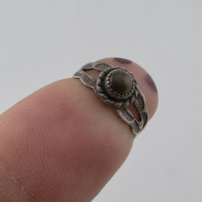 Vintage Native American Sterling Silver Witch Stone Ring Size 2.5 Petite Pendant