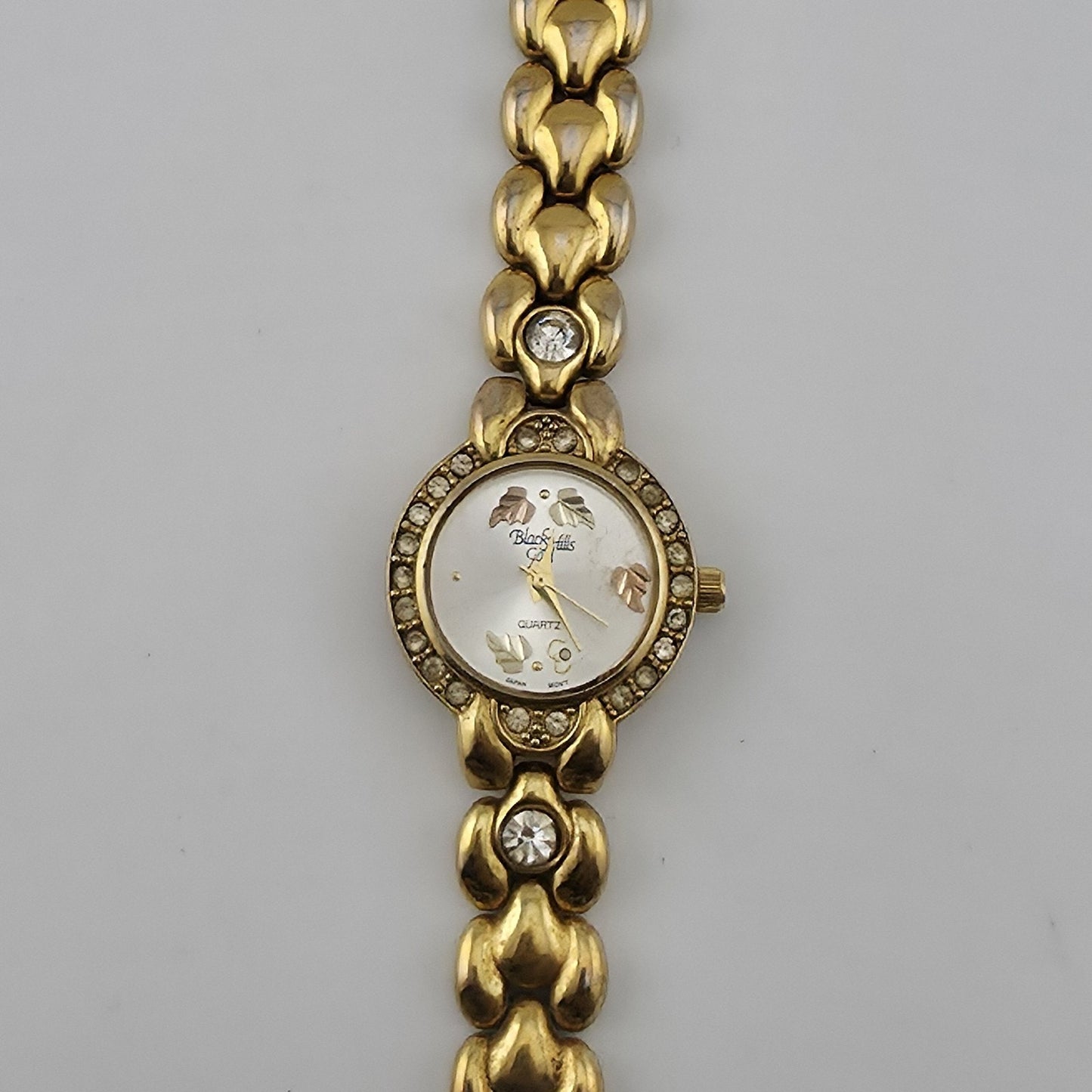 Black Hills Gold Quartz Women’s Watch Gold Tone Leaf Dial Working 6.75"