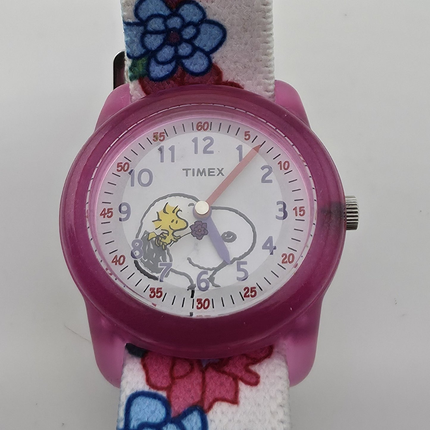 Timex TW2R41700 Time Machines Peanuts Collection Snoopy/Floral Pink Analog Watch