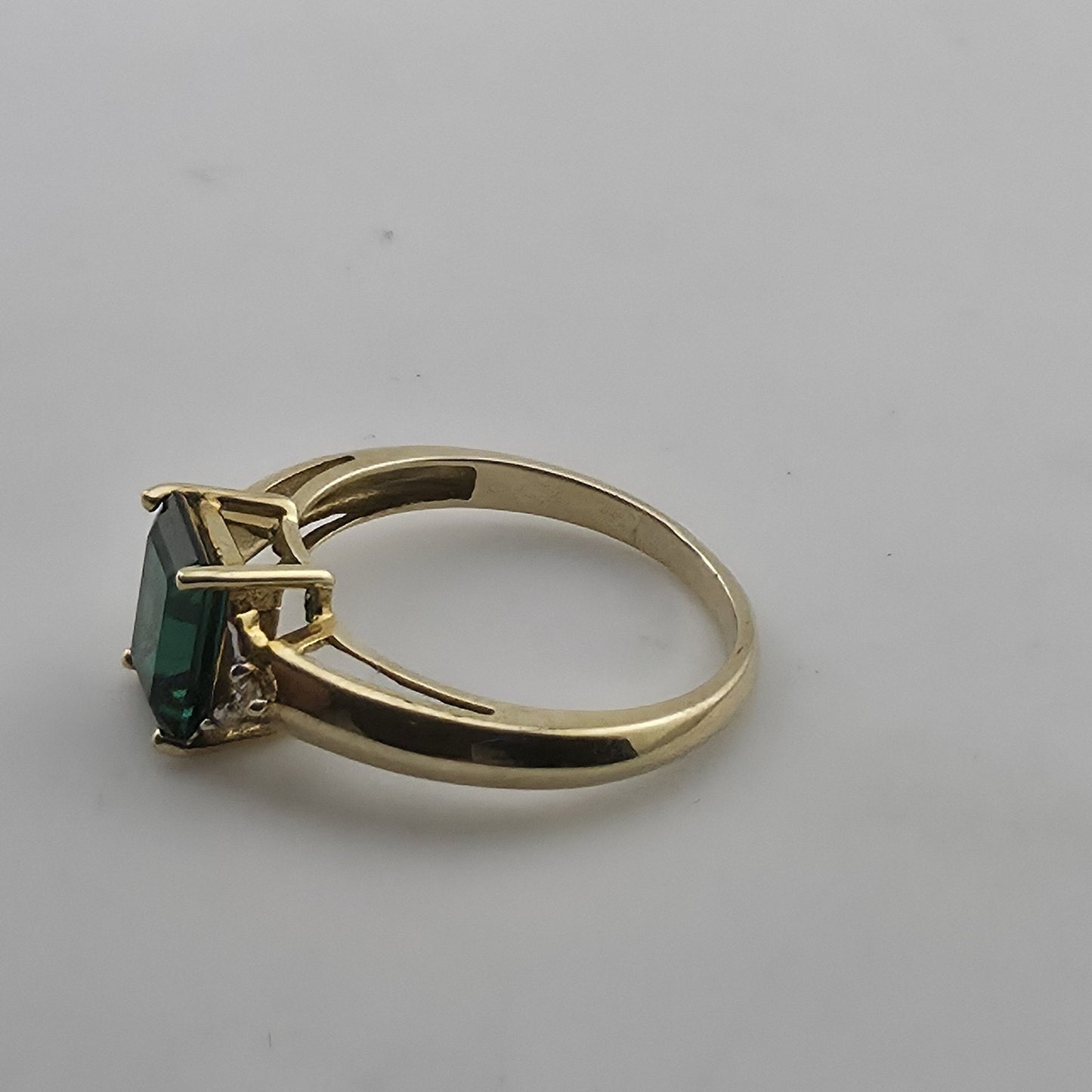 14K Yellow Gold Lab Emerald Ring Diamond Accents Size 6.75 Jewelry