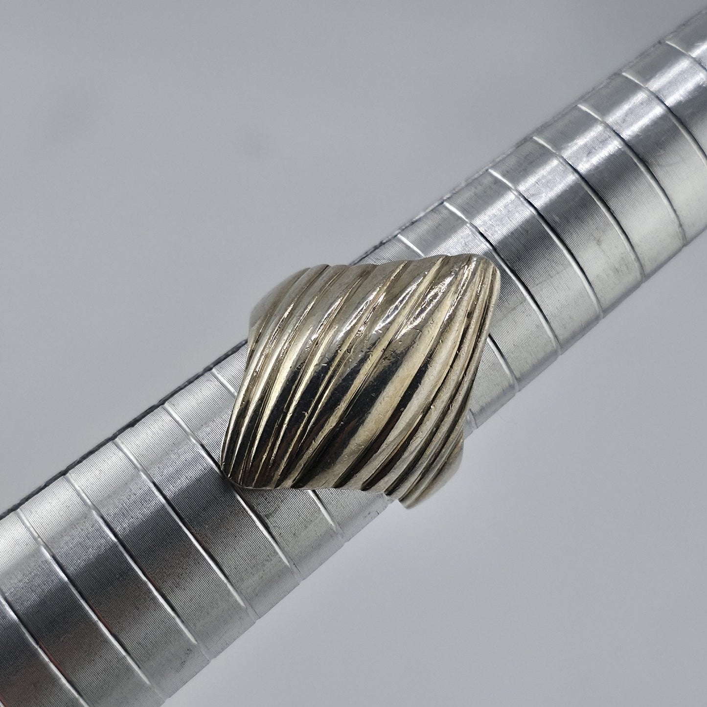 Sterling Silver Size 9 Modern Ribbed Fan Statement Ring 925 Mcm