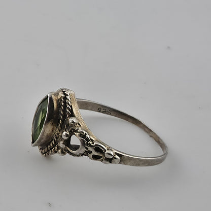 Vintage Sterling Silver 925 Green Stone Ring Marquise Filigree Size 7 Jewelry
