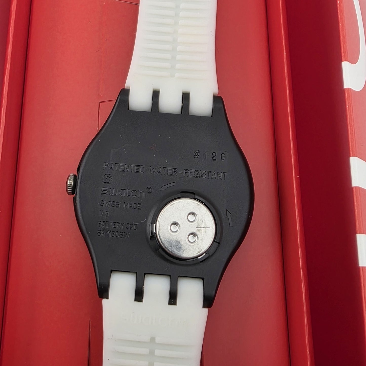 Swatch Originals WINDY BUNNY BEAST Anime Silicone Watch 41mm SUOZ112 New