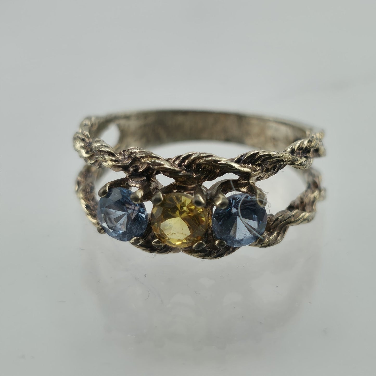 Vintage Sterling Silver Three Stone Ring Size 6.25Mother Grandmother Rope Ring