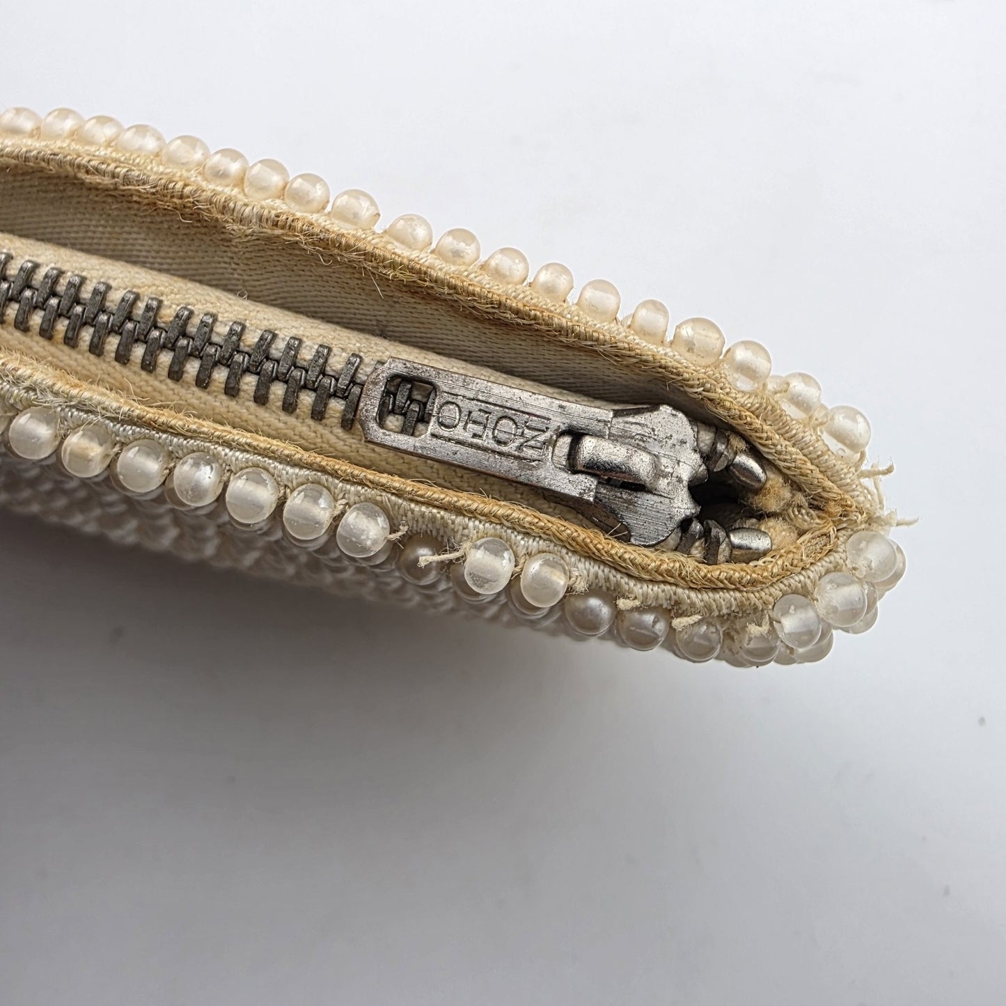 Vintage Faux Pearl Beaded Coin Purse Paris eiffel tower 1950s Bag Clutch 4x3