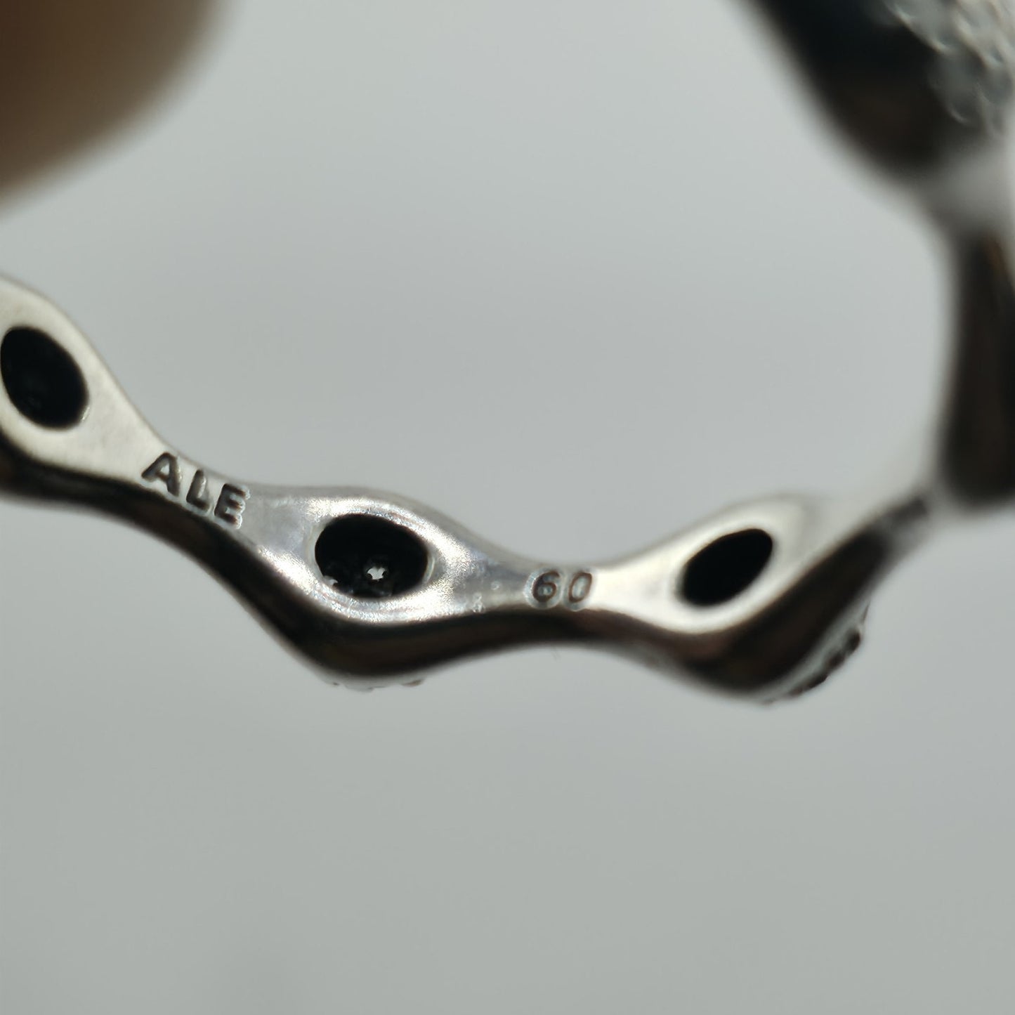 Pandora Pave LovePods Ring Size 9 Sterling Silver CZ Modern Designer 925 ALE