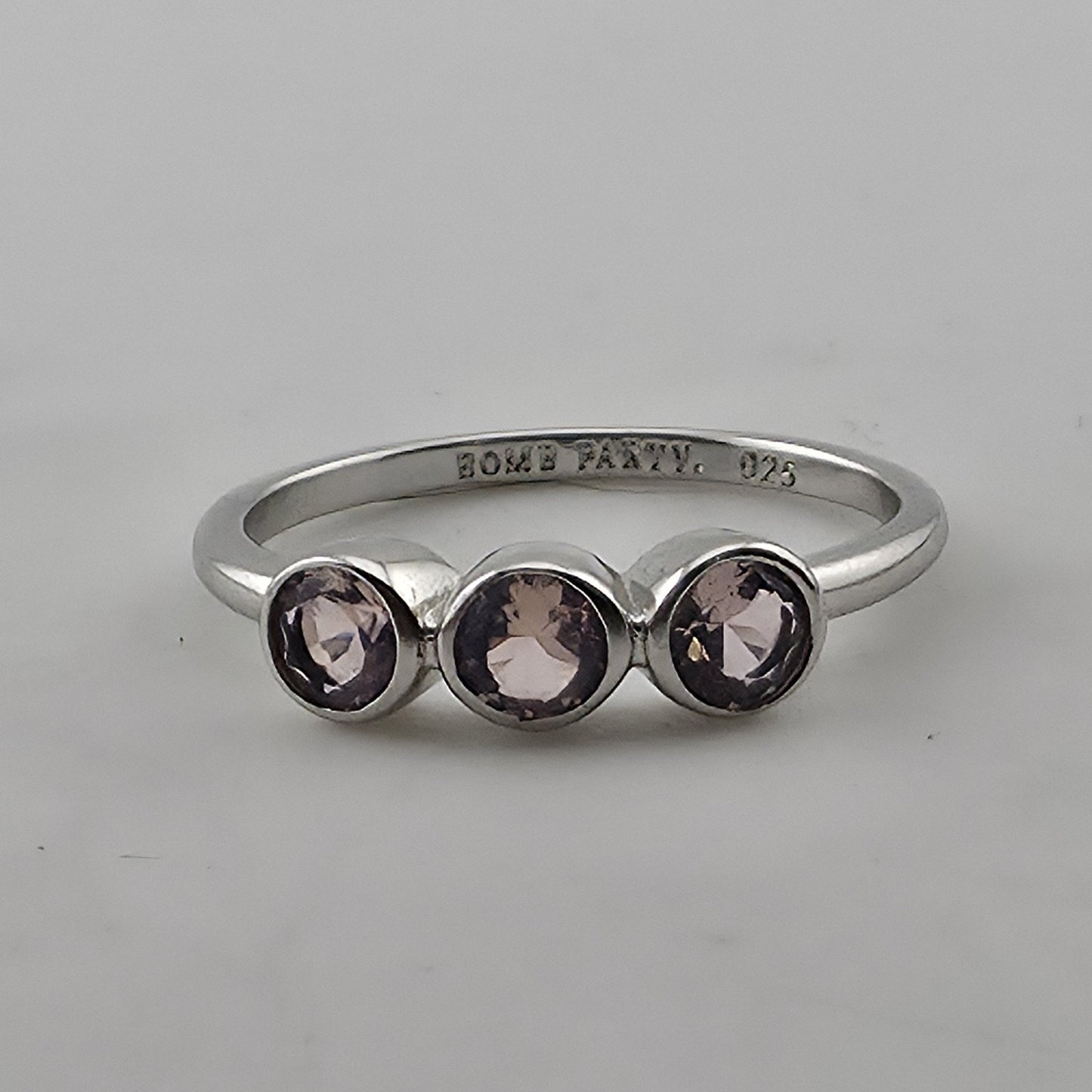 Bomb Party 925 Sterling Silver Purple Amethyst 3 Stone Ring Size 8 Bezel Set