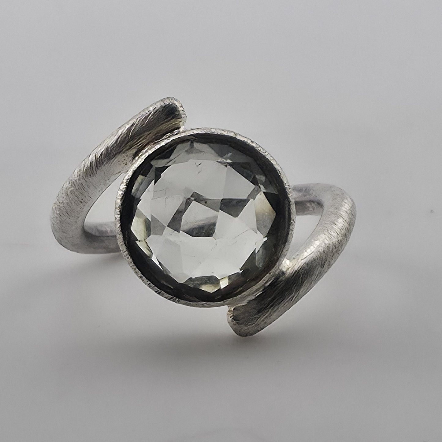 Sterling Silver Green Amethyst Quartz Ring 6.75 Modernist Bypas Statement