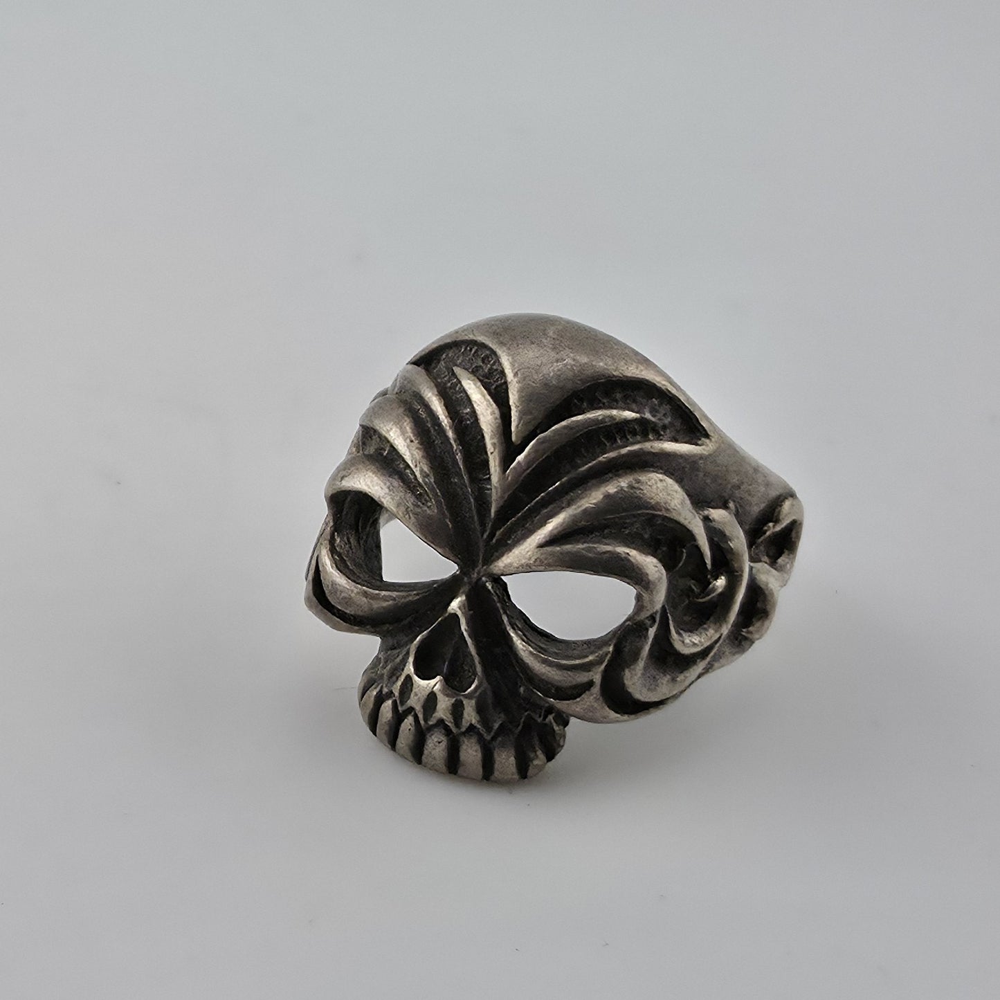 925 Sterling Silver Tribal Skull Ring Gothic Biker Heavy Mens Size 8