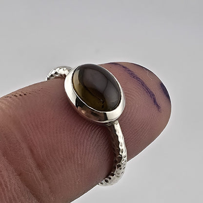 Sterling Silver 925 Amber Cabochon Ring Hammered Band Size 7.5