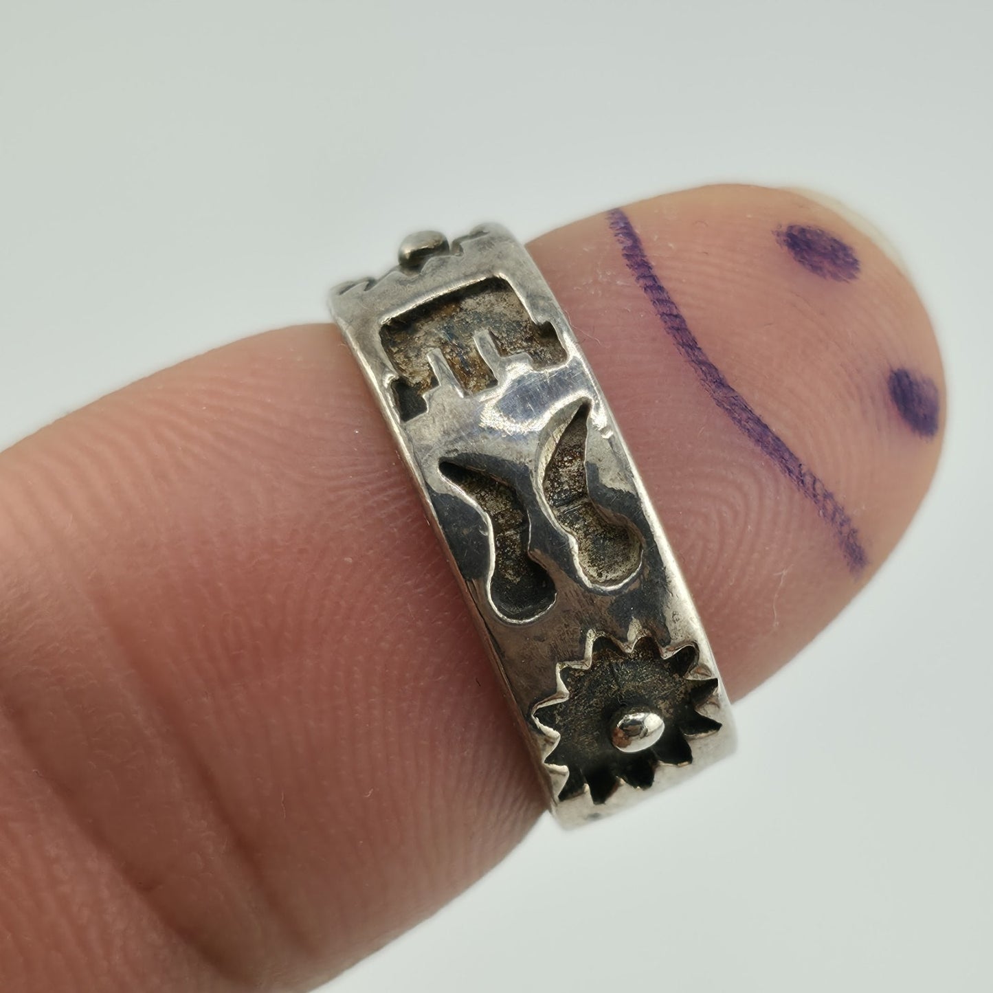 Vintage Sterling Silver 925 Native Style Story Ring Sz 6 Pictogram Band Abstract