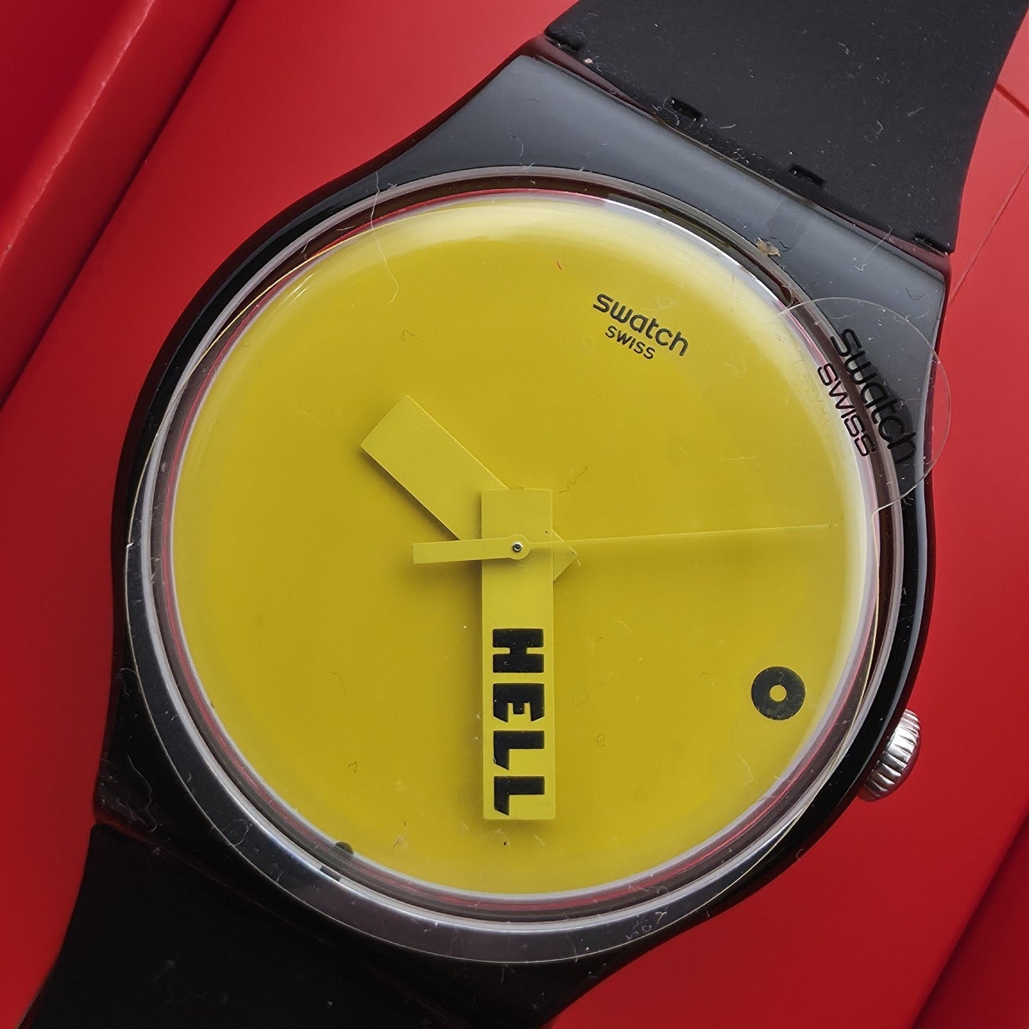 Swatch Ciao Tutti SUOB120 Black Yellow Swiss Watch 41mm New In Box NOS Rare