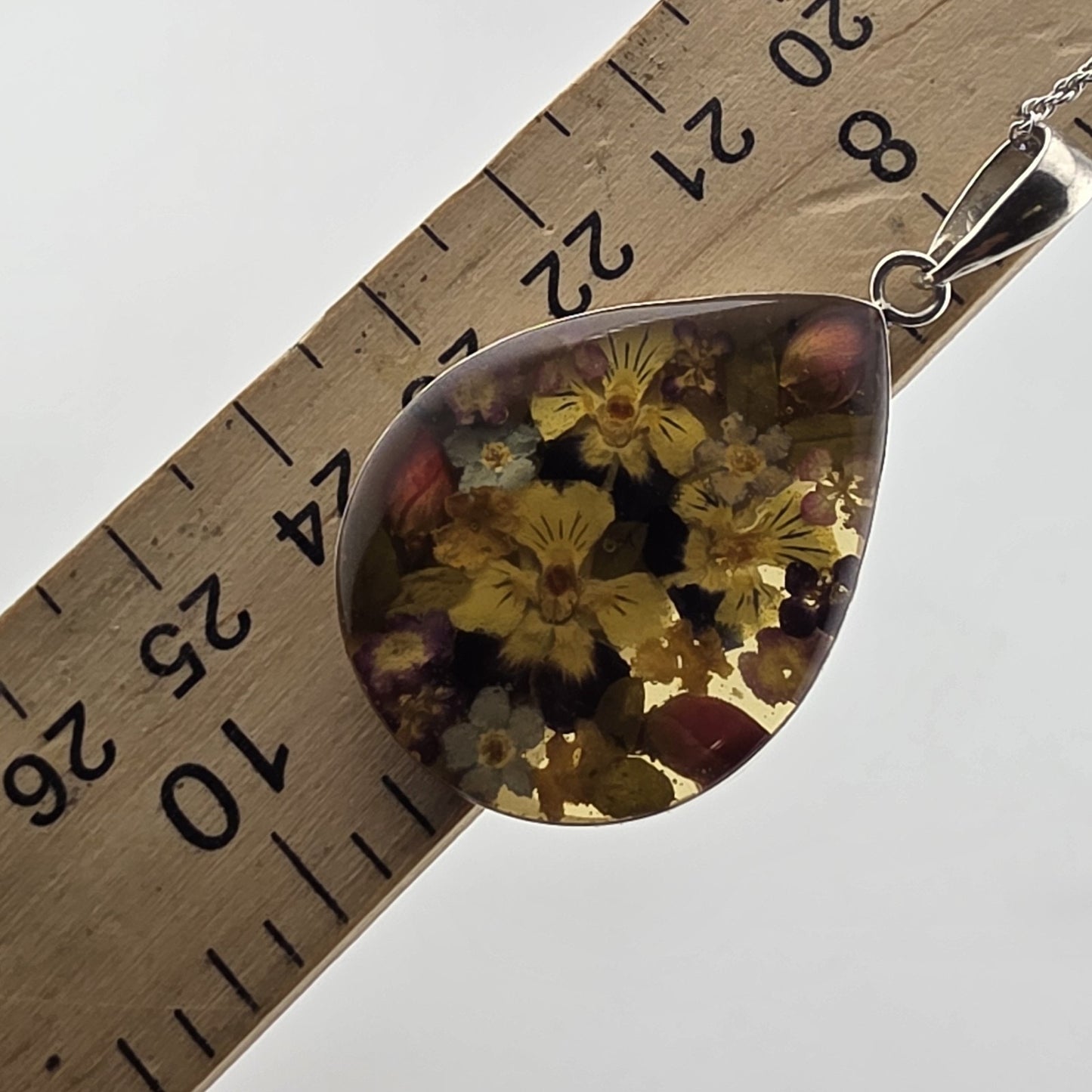 Vintage ATI Mexico 925 Sterling Silver Pressed Flower Resin Pendant Necklace 18