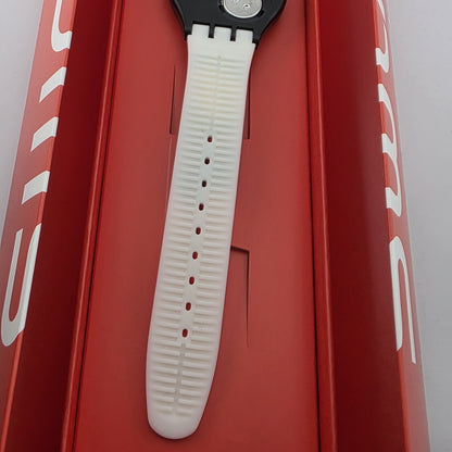 Swatch Originals WINDY BUNNY BEAST Anime Silicone Watch 41mm SUOZ112 New