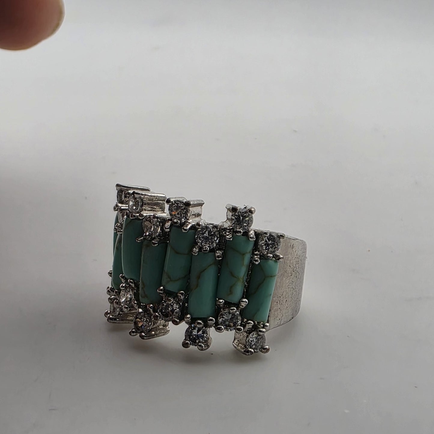 Silver Tone Faux Turquoise & Clear Stone Statement Ring Size 8 Costume fashion